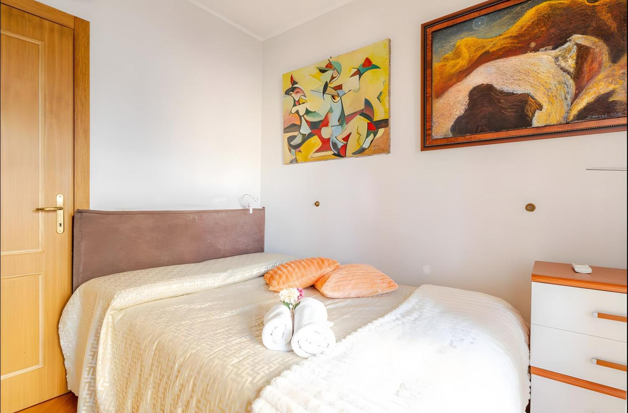 Fiera Di Luxury Apartment